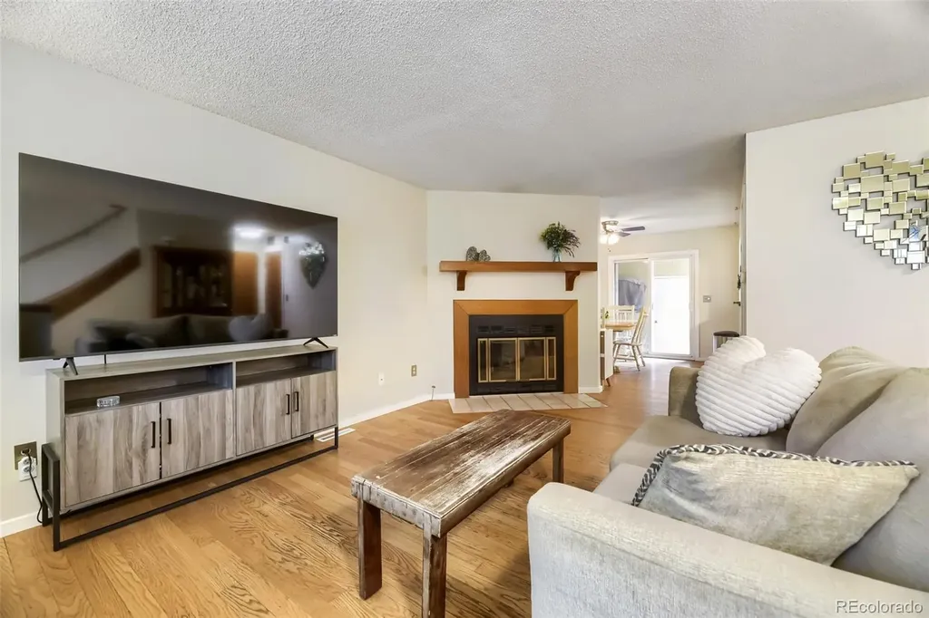 2036 S Balsam Street Lakewood CO 80227