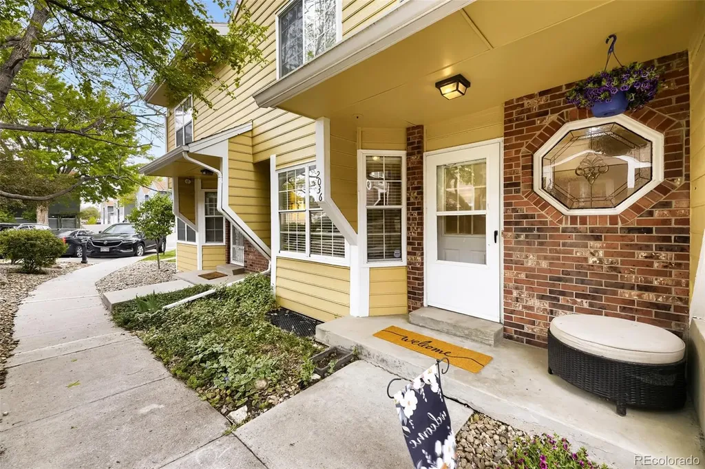 2036 S Balsam Street Lakewood CO 80227