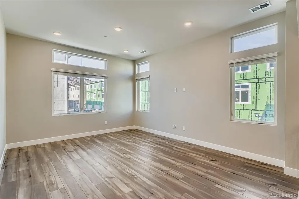 15527 W Washburn Drive Lakewood CO 80228
