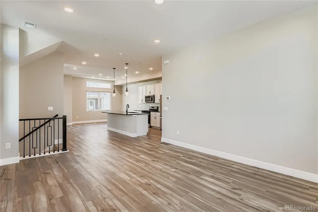 15527 W Washburn Drive Lakewood CO 80228
