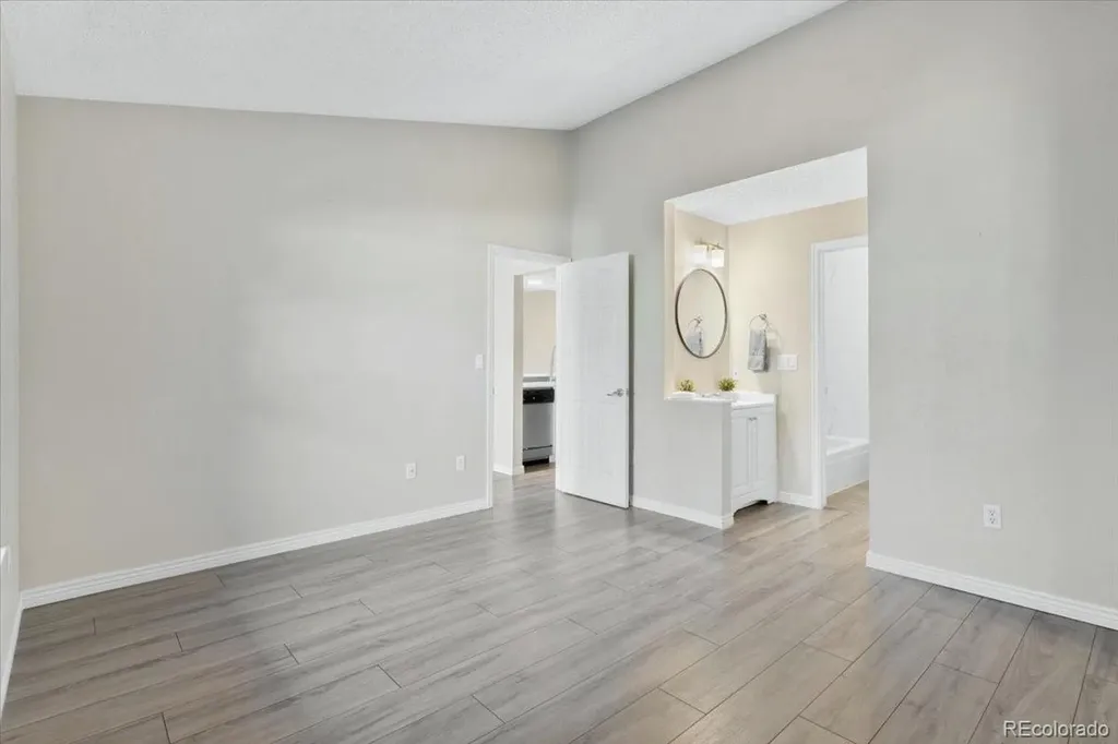 8376 S Upham Way Littleton CO 80128