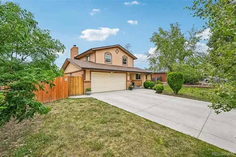 392 Zion Street Aurora CO 80011