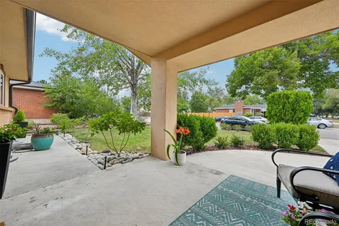 392 Zion Street Aurora CO 80011