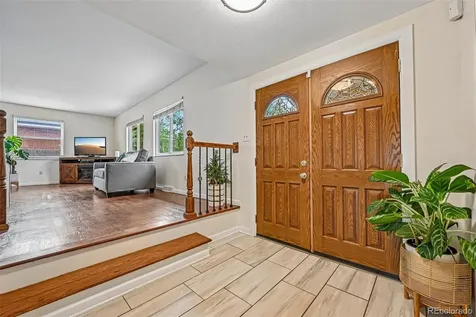 392 Zion Street Aurora CO 80011