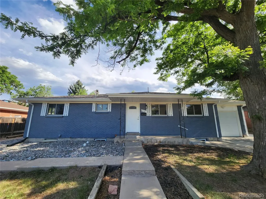 210 E Geddes Avenue Littleton CO 80122