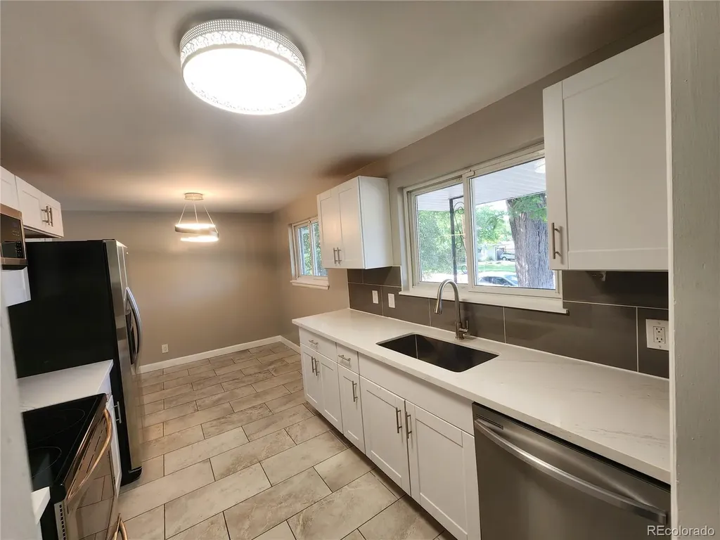 210 E Geddes Avenue Littleton CO 80122