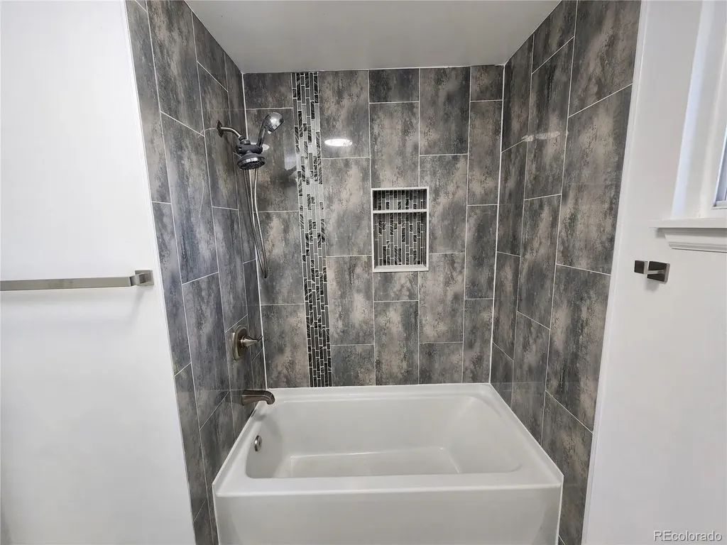 210 E Geddes Avenue Littleton CO 80122