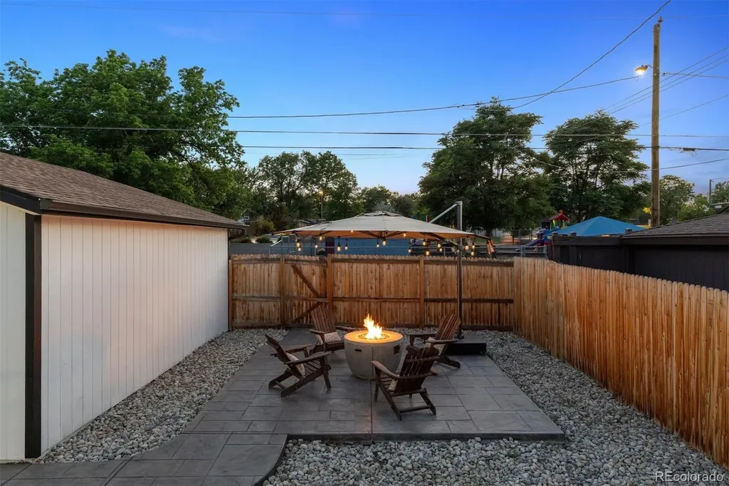 4565 Eliot Street Denver CO 80211