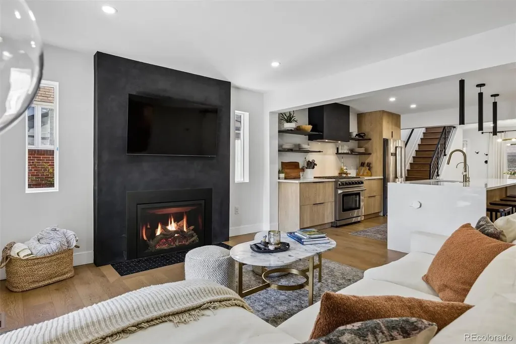 4565 Eliot Street Denver CO 80211