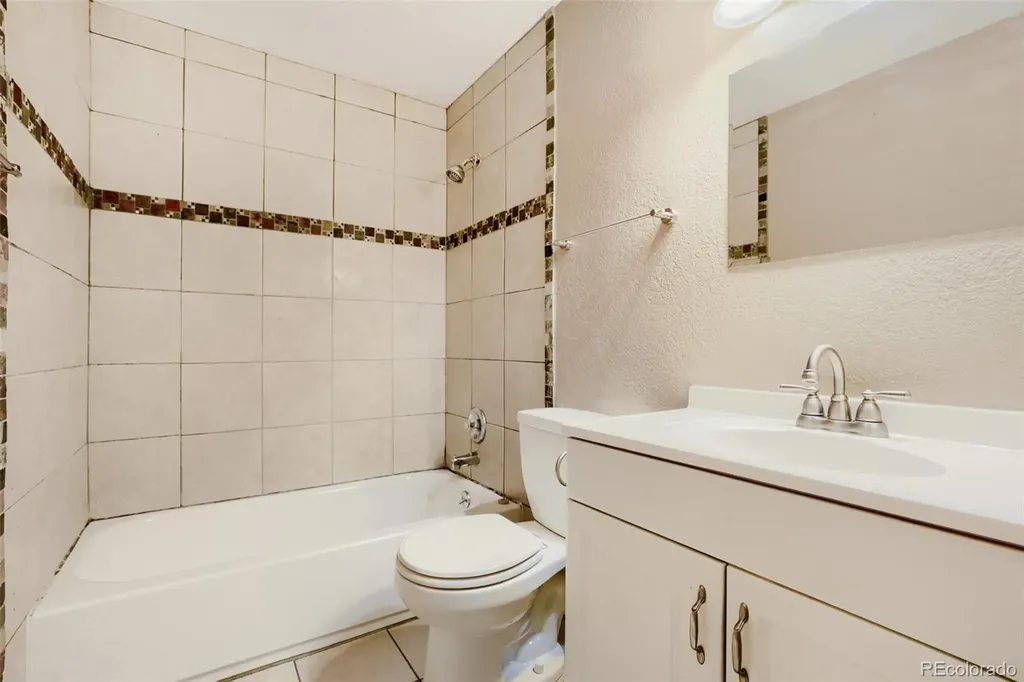9321 W 104th Place Broomfield CO 80021