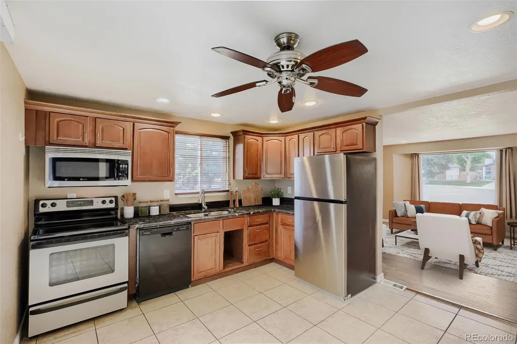 9321 W 104th Place Broomfield CO 80021