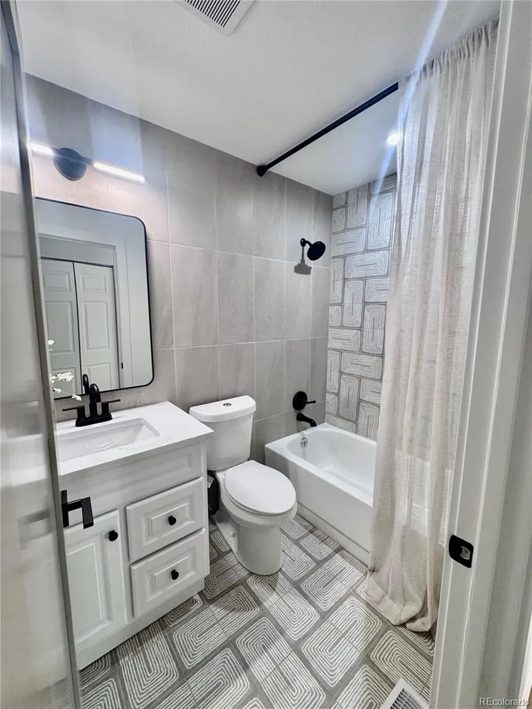 9633 W Elmhurst Place Littleton CO 80128