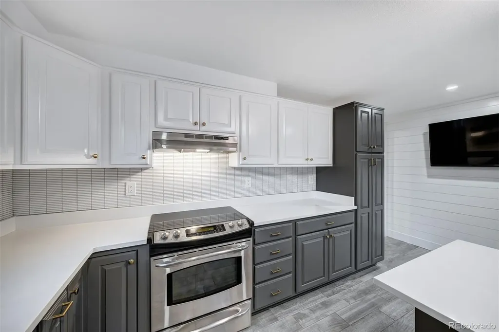 436 E Mountain Avenue Empire CO 80438