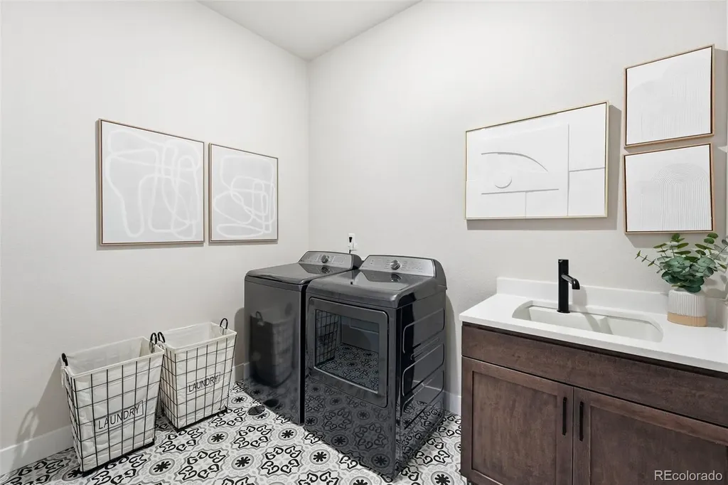 1743 Barefoot Drive Windsor CO 80550