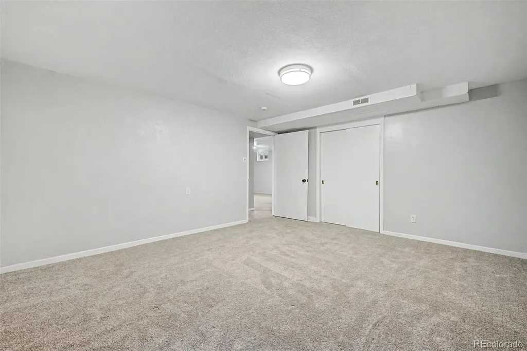 2960 S Corona Street Englewood CO 80113