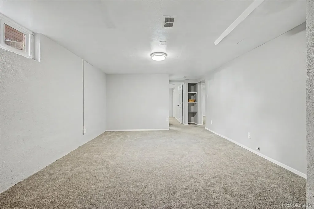 2960 S Corona Street Englewood CO 80113