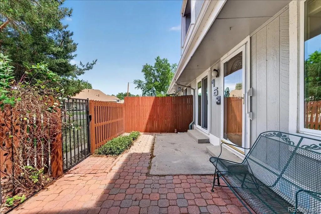 8741 Chase Drive Arvada CO 80003