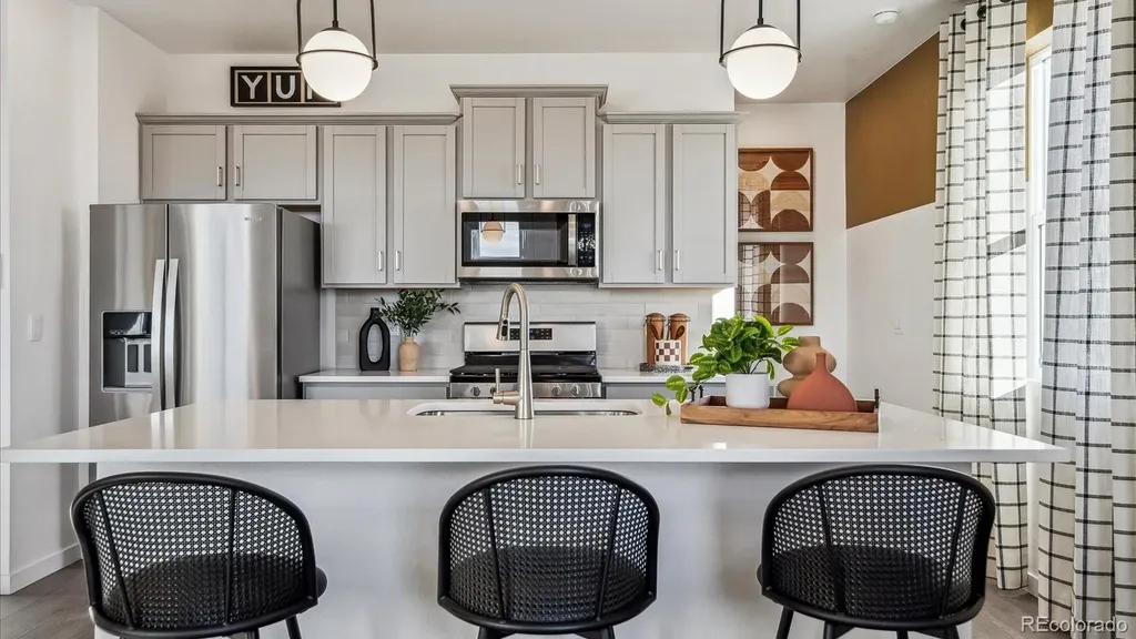 914 Logan Peak Way Berthoud CO 80513