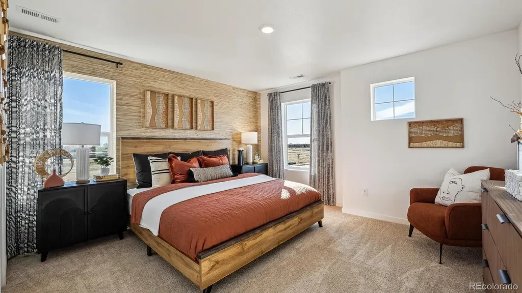 914 Logan Peak Way Berthoud CO 80513
