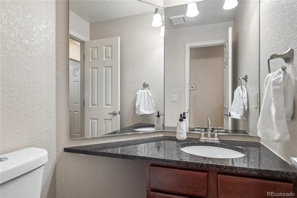 11054 W Caley Avenue Littleton CO 80127