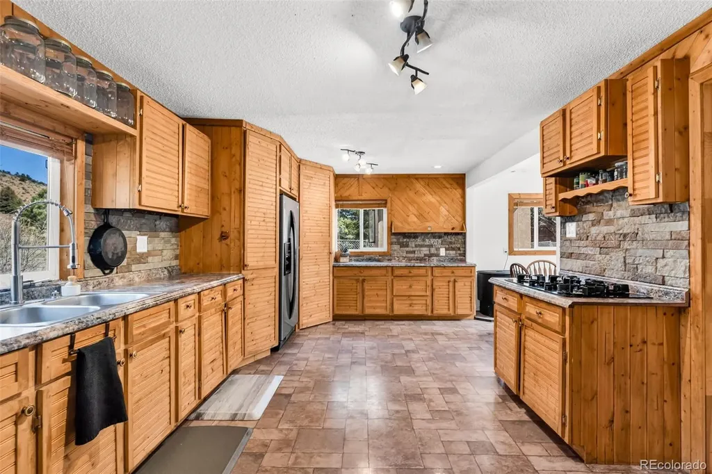 20728 Highway 96 Wetmore CO 81253