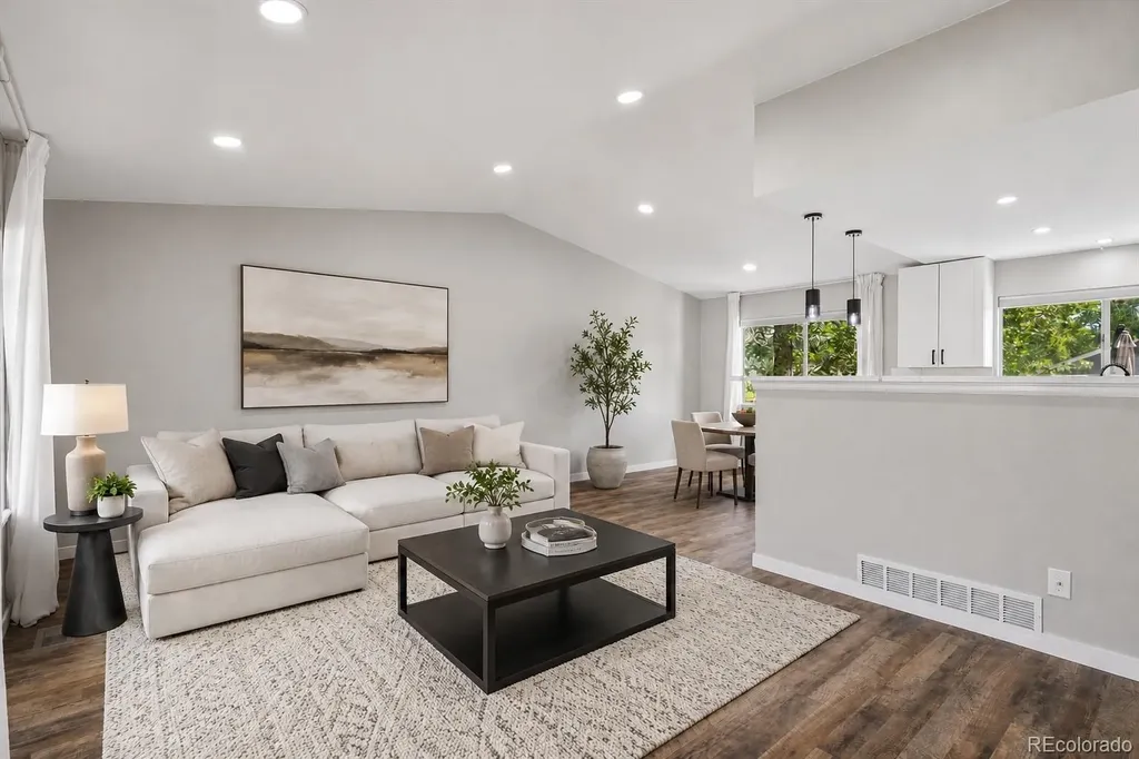 736 Northridge Road Highlands Ranch CO 80126