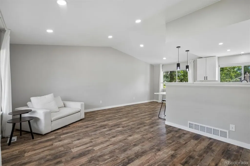 736 Northridge Road Highlands Ranch CO 80126