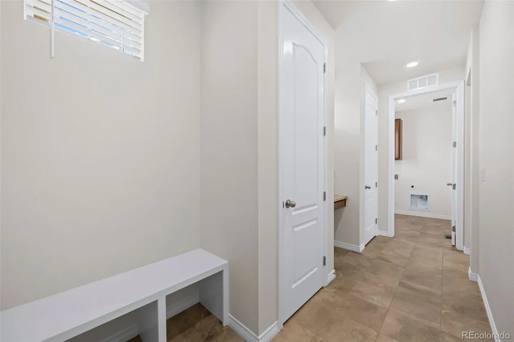 8157 S Jackson Gap Street Aurora CO 80016