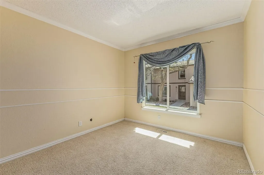 3571 S Kittredge Street Aurora CO 80013