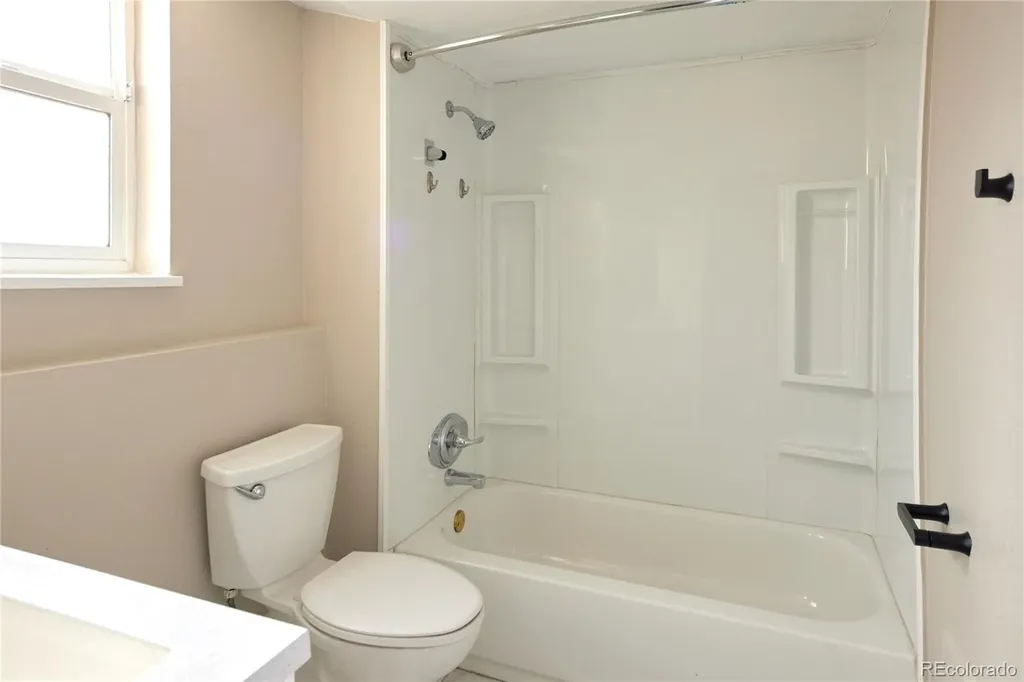 8060 W 9th Avenue Lakewood CO 80214