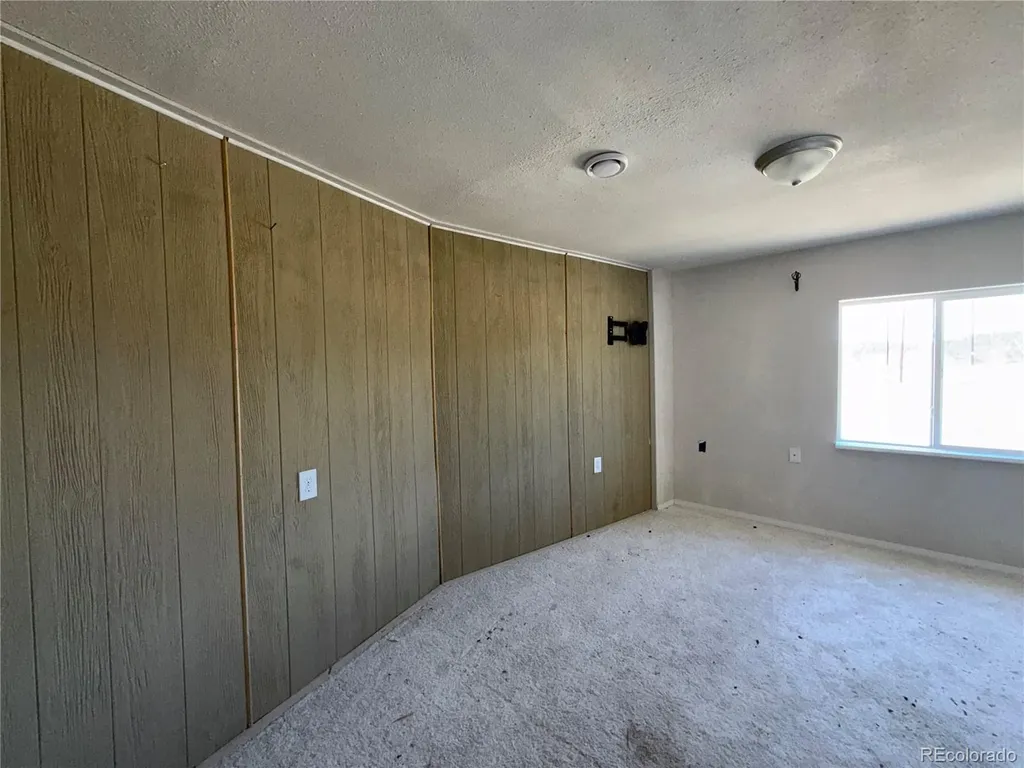 2327 Warrior Circle Como CO 80432