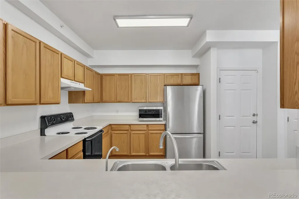 9758 Laredo Street Commerce City CO 80022