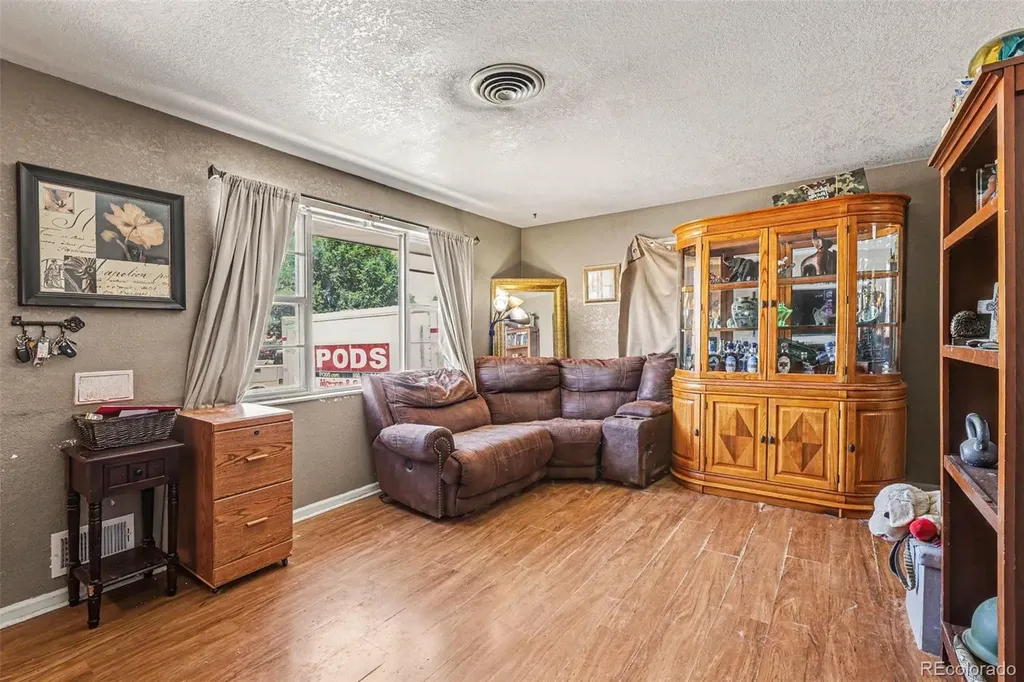 1680 E 112th Place Denver CO 80233