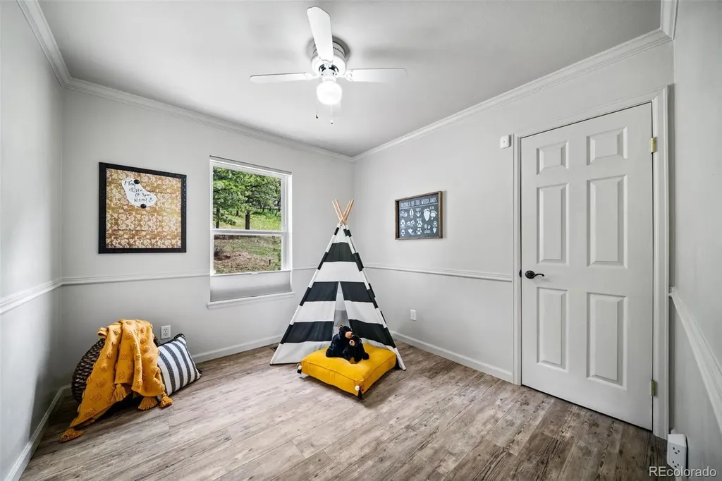 114 Lakewood Circle Woodland Park CO 80863
