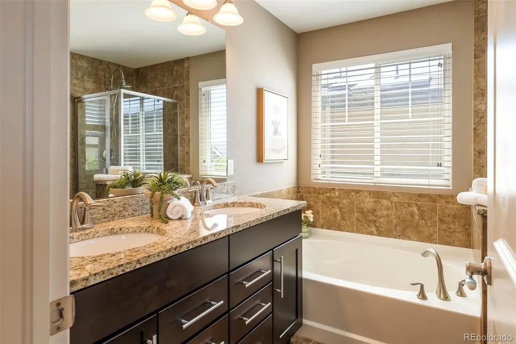 11045 E 28th Place Denver CO 80238