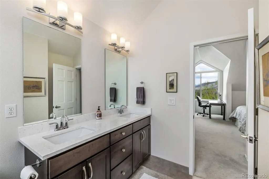 21 Deborah Lane Silverthorne CO 80498