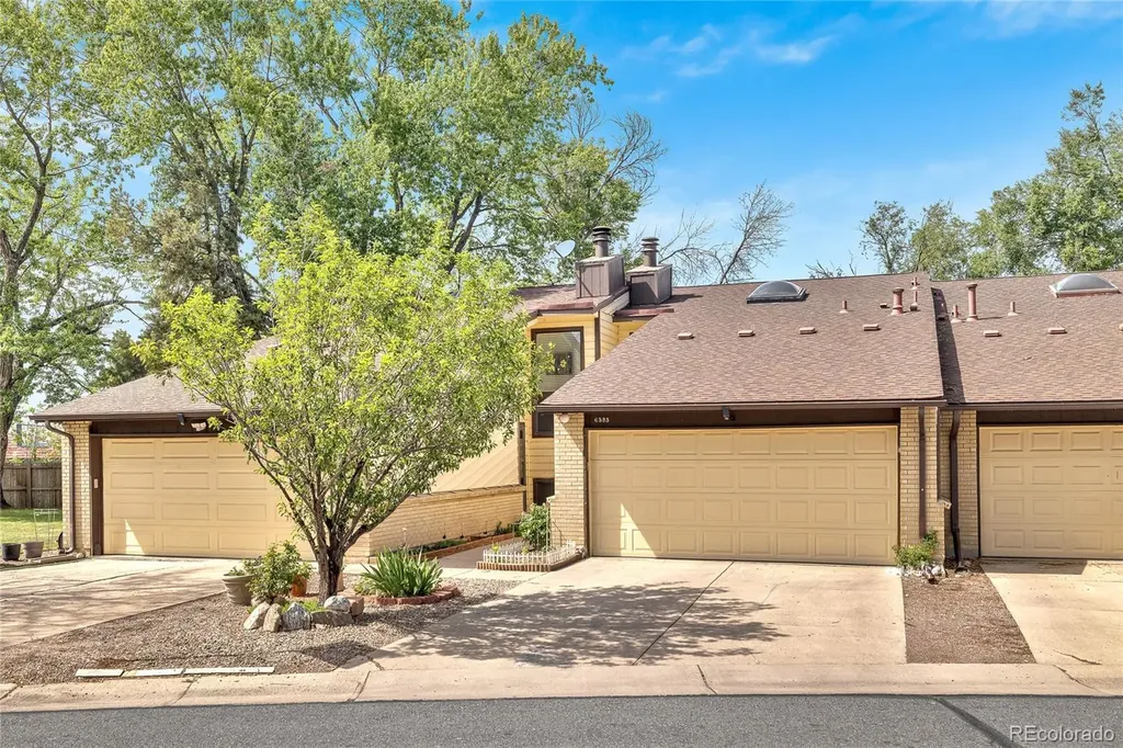 6585 W Mississippi Place Lakewood CO 80232
