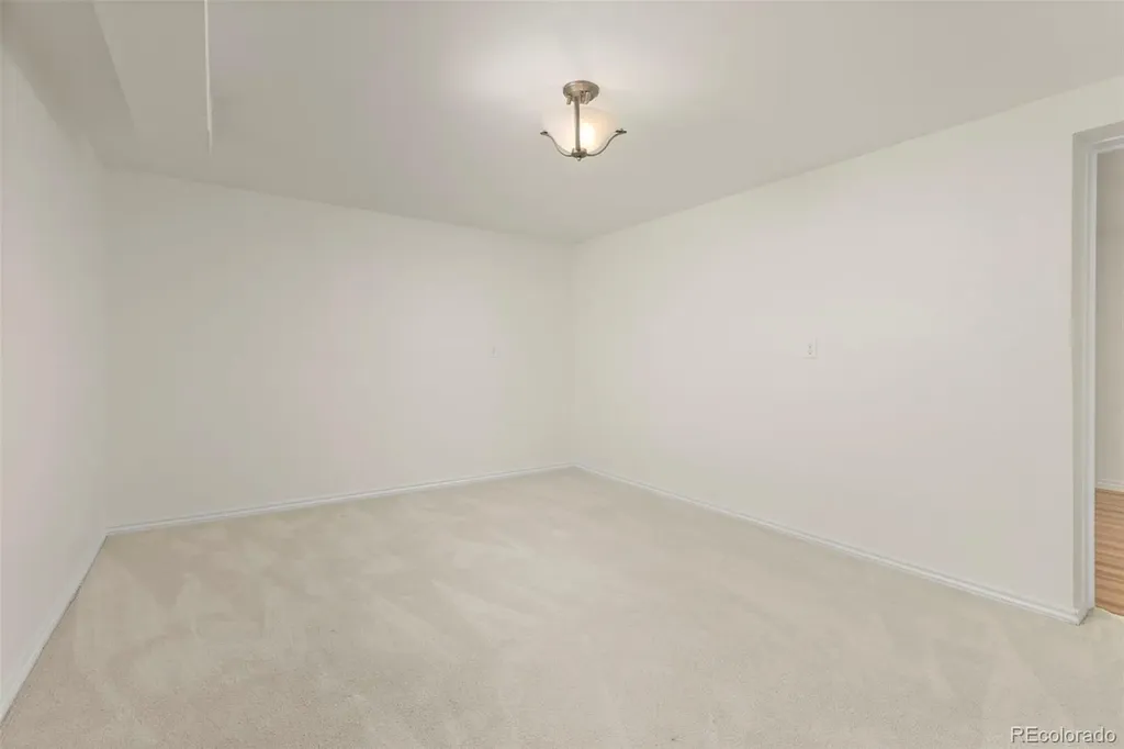 6542 Iris Street Arvada CO 80004