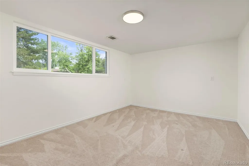 6542 Iris Street Arvada CO 80004