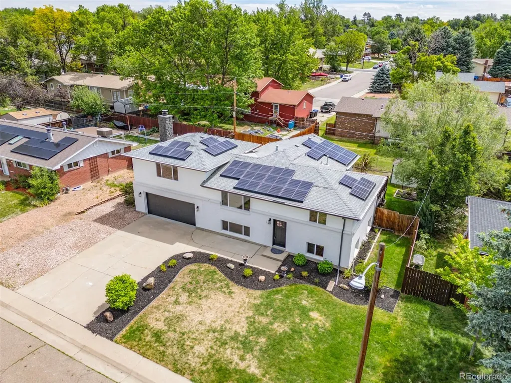 6542 Iris Street Arvada CO 80004