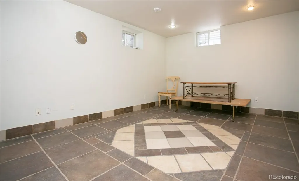 44 N Lincoln Street Denver CO 80203