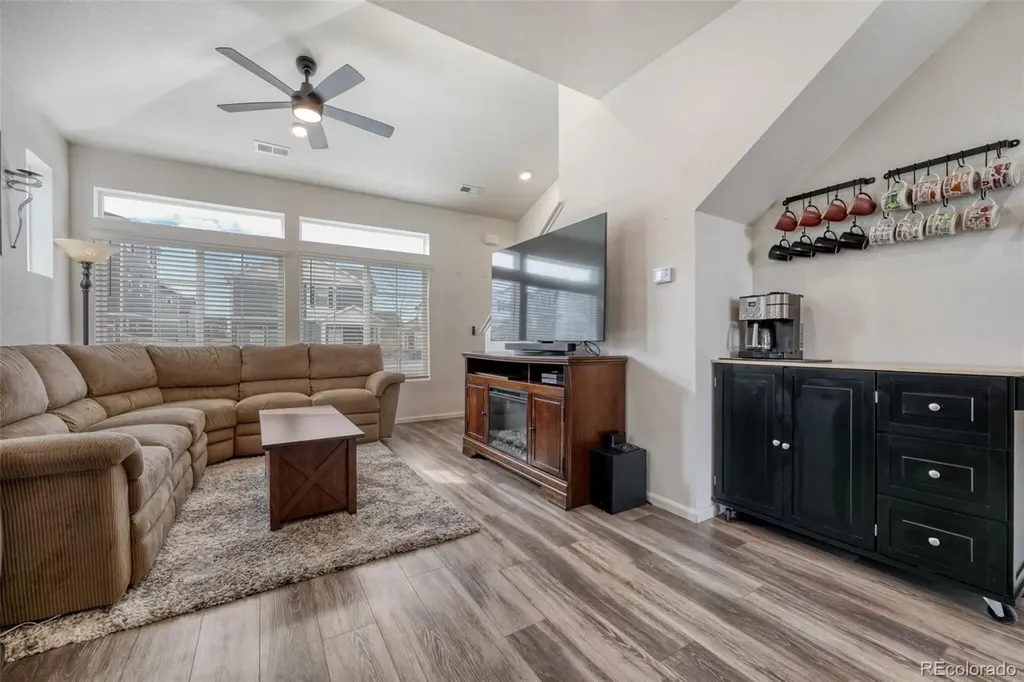 3934 N Quatar Court Aurora CO 80019