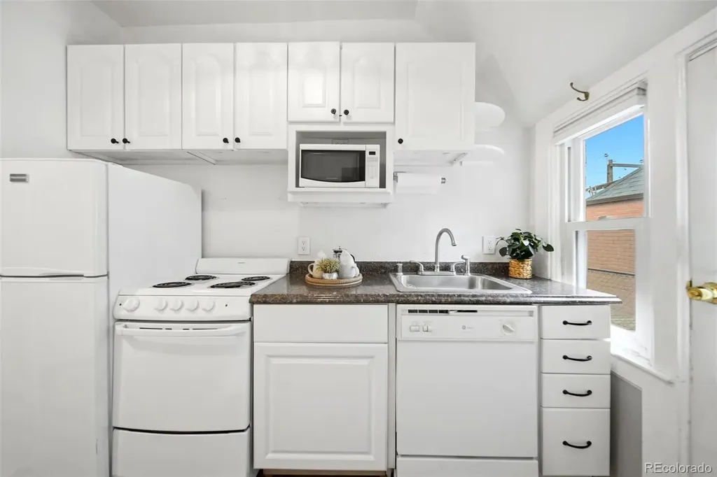 726 E 16th Avenue Denver CO 80203