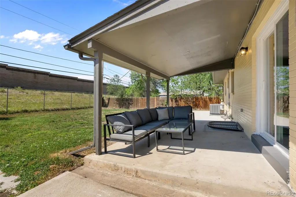2203 Beech Court Golden CO 80401