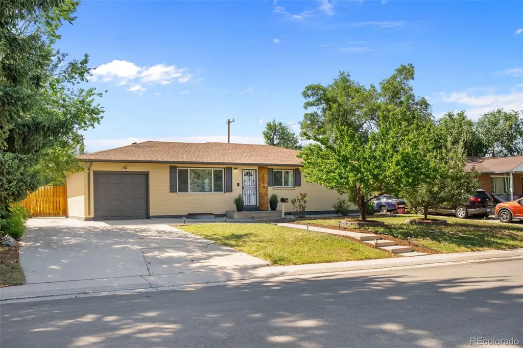 2203 Beech Court Golden CO 80401