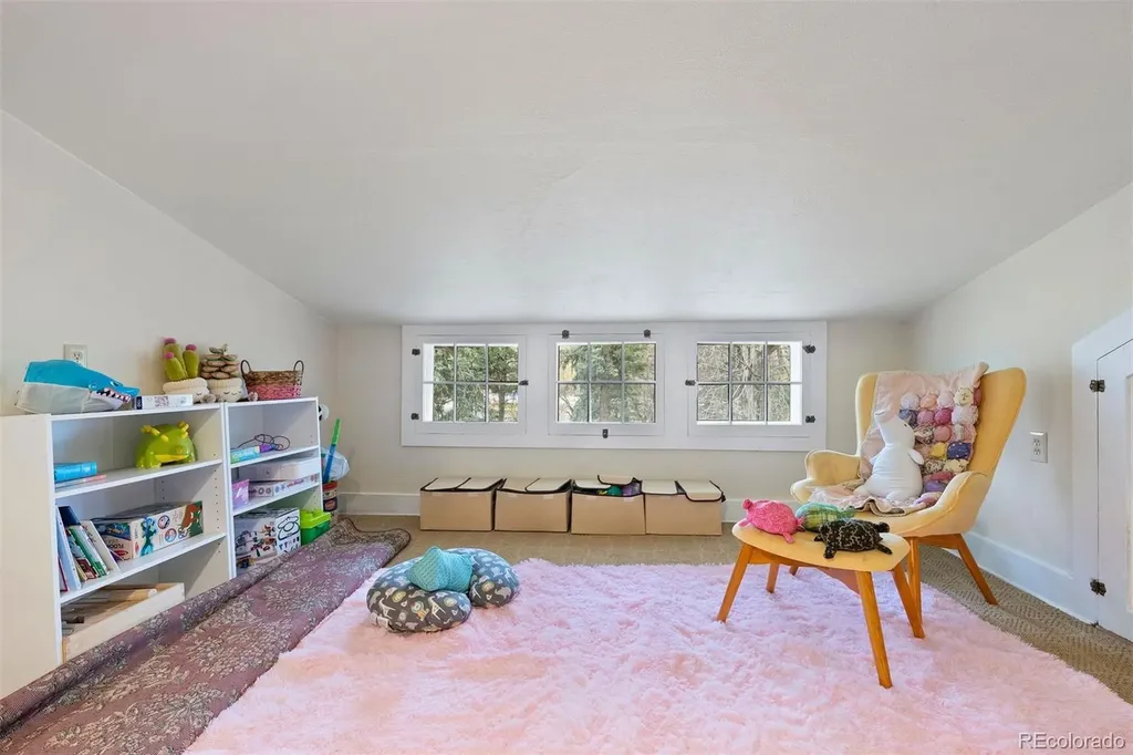 1515 W Cheyenne Road Colorado Springs CO 80906