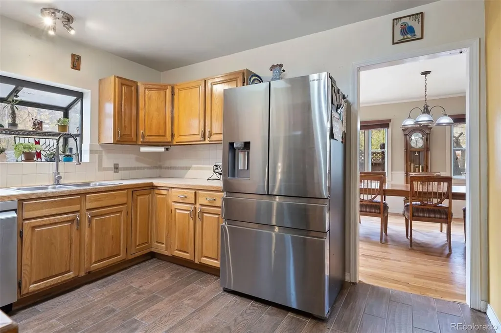 1515 W Cheyenne Road Colorado Springs CO 80906