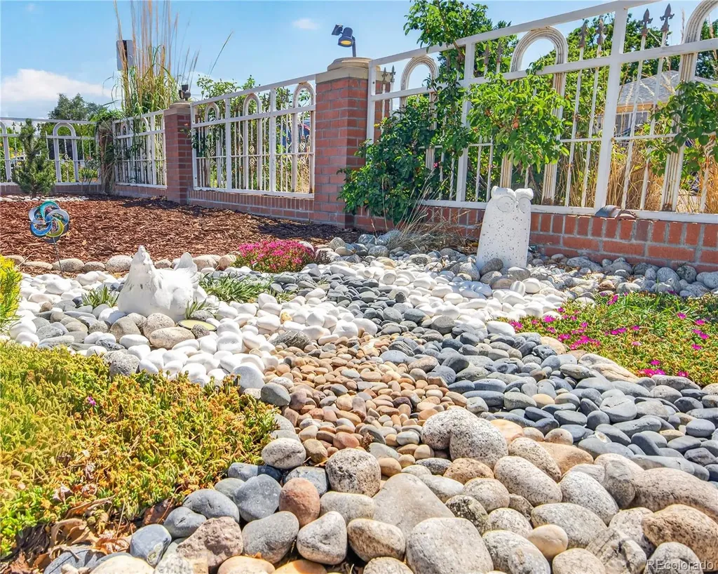 4574 Wyandot Street Denver CO 80211