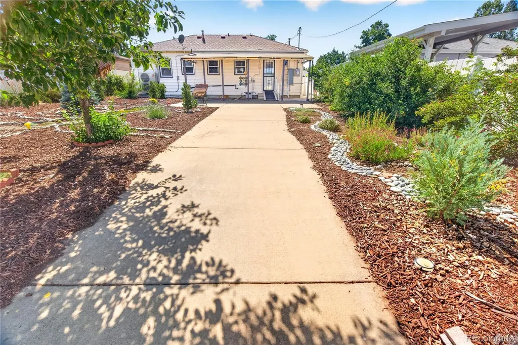 4574 Wyandot Street Denver CO 80211