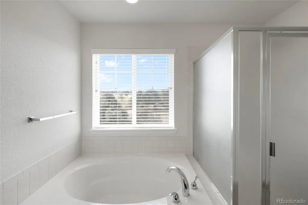 25380 E Aberdeen Drive Aurora CO 80016